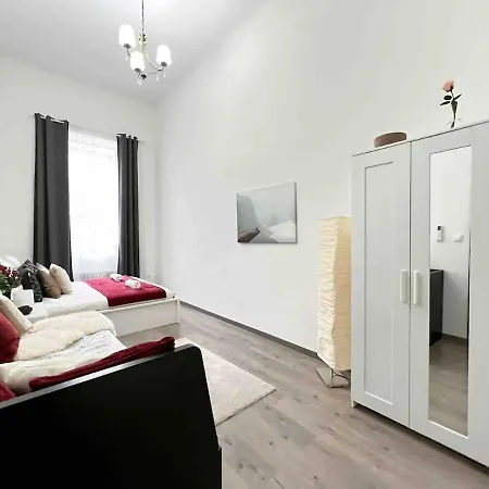 Apartment Cozy & Modern 2min From Synague Budapest