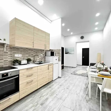 Apartment Cozy & Modern 2min From Synague